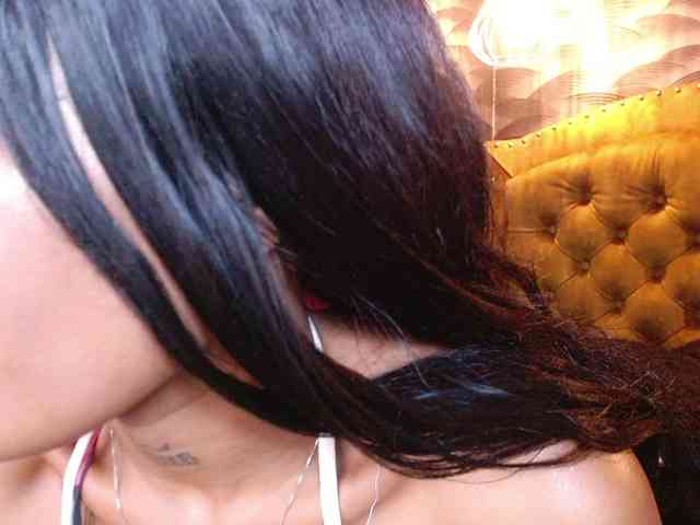 CrystalBrooke3x webcam
