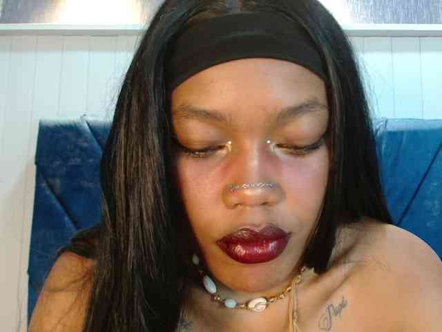 CrystalBrooke3x webcam