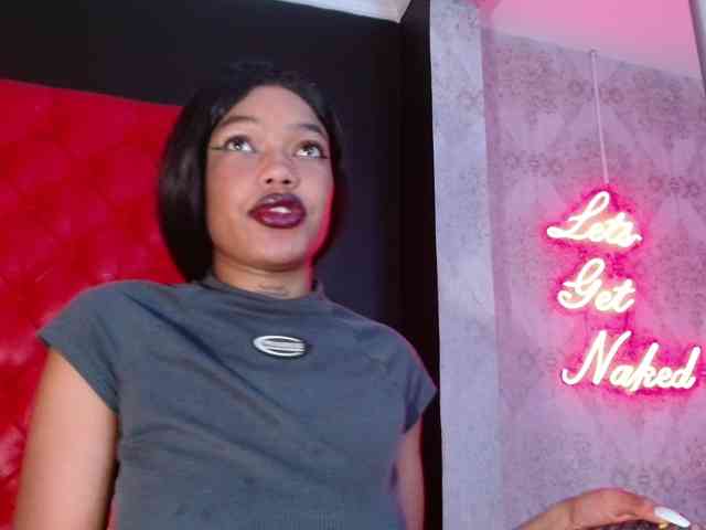 CrystalBrooke3x webcam