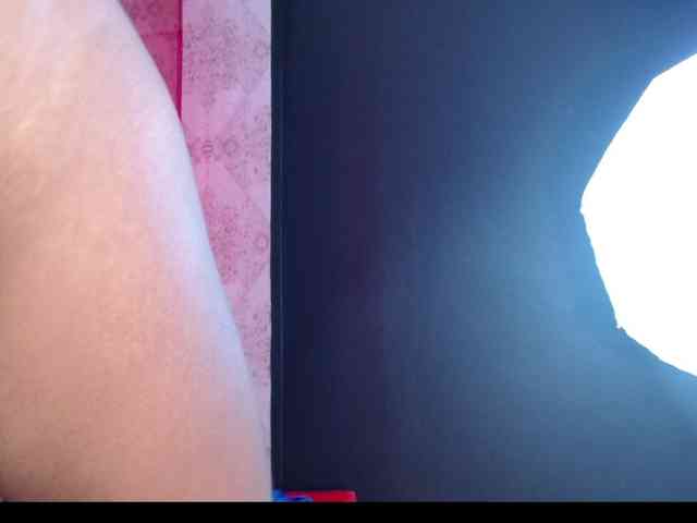 CrystalBrooke3x webcam