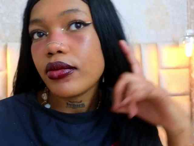 CrystalBrooke3x webcam