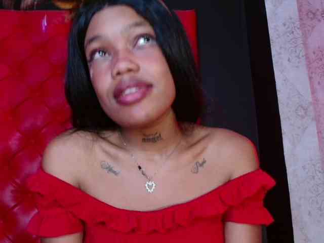 CrystalBrooke3x webcam