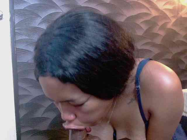 CrystalBrooke3x webcam