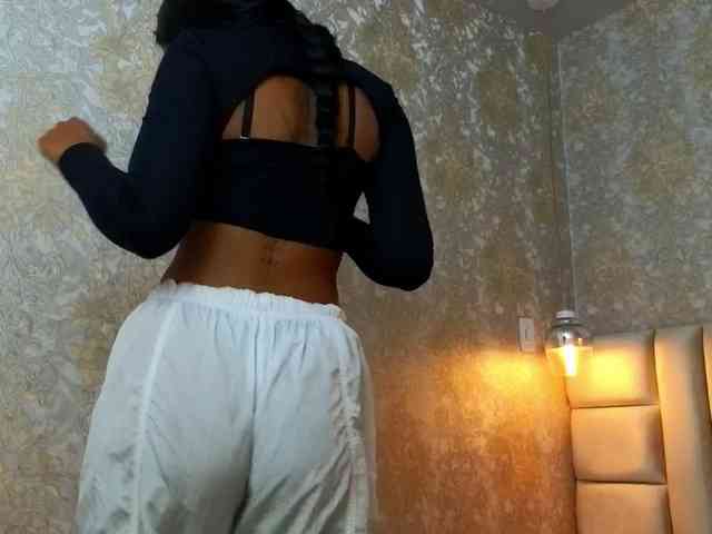 CrystalBrooke3x webcam