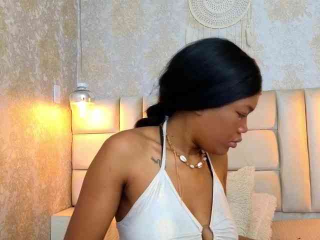 CrystalBrooke3x webcam