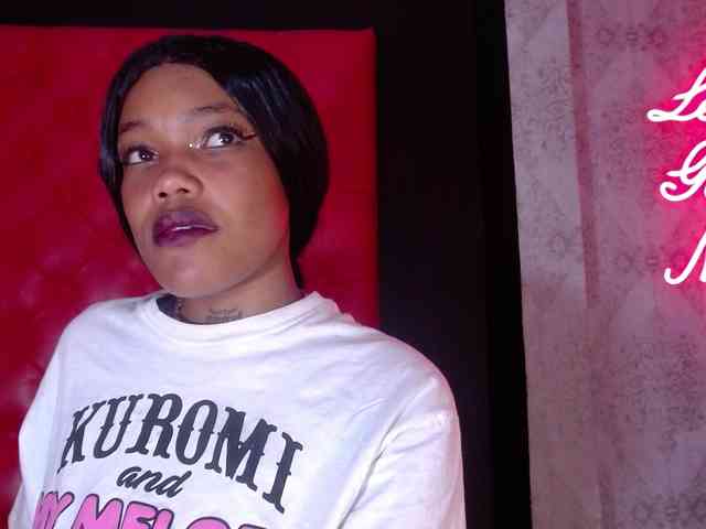 CrystalBrooke3x webcam