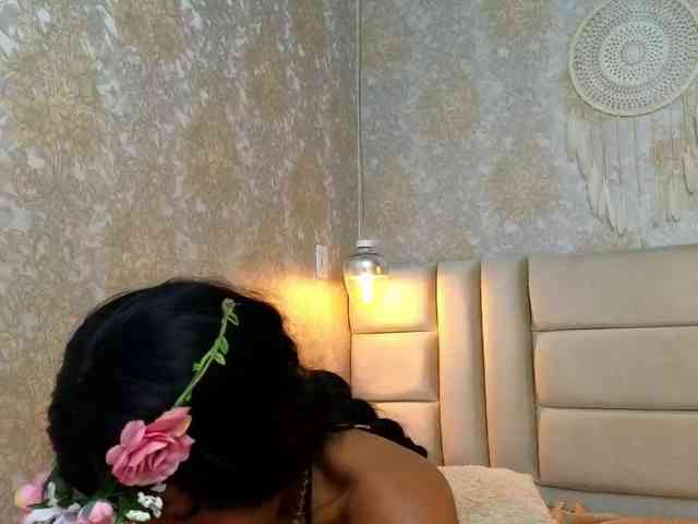 CrystalBrooke3x webcam