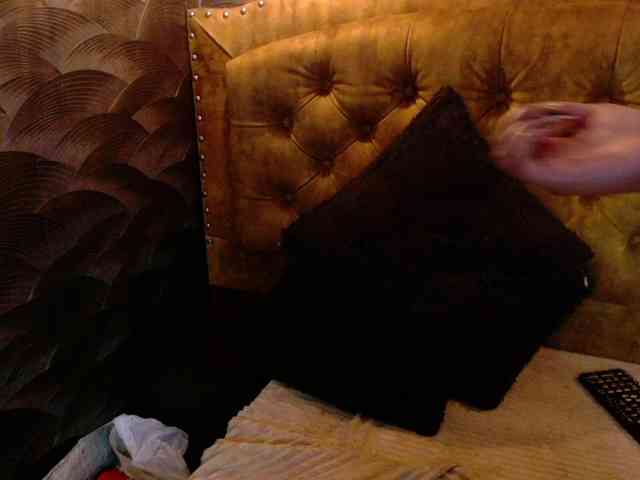 CrystalBrooke3x webcam