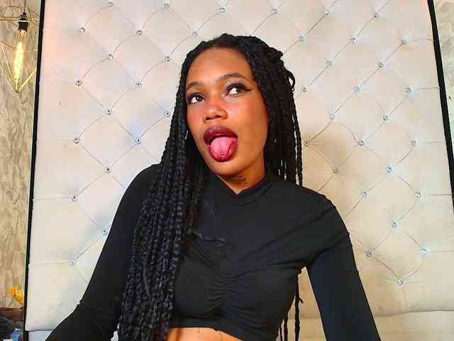 CrystalBrooke3x webcam