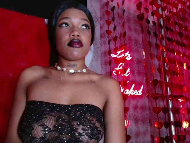 CrystalBrooke3x webcam