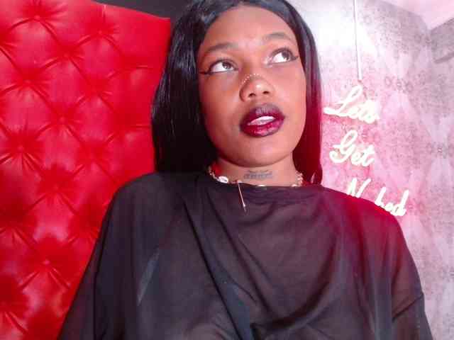 CrystalBrooke3x webcam