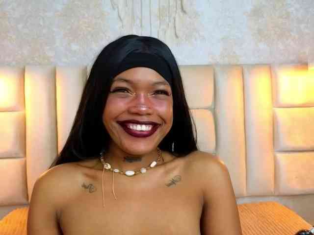 CrystalBrooke3x webcam