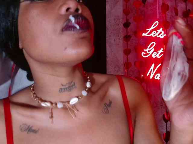 CrystalBrooke3x webcam