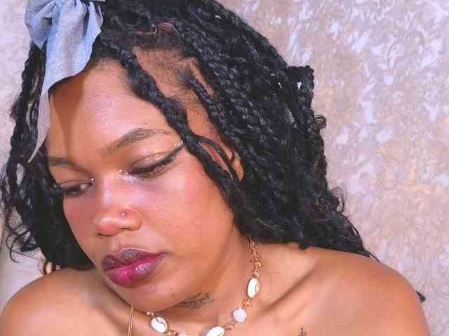 CrystalBrooke3x webcam