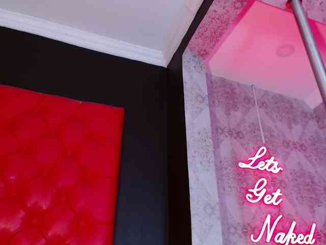 CrystalBrooke3x CrystalBrooke3x