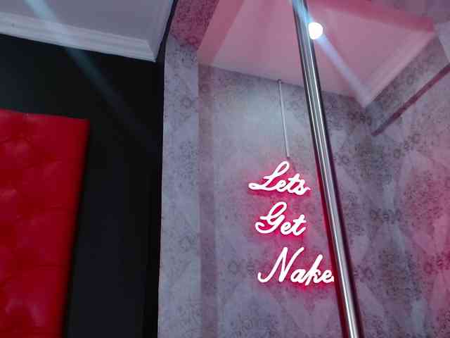 CrystalBrooke3x CrystalBrooke3x