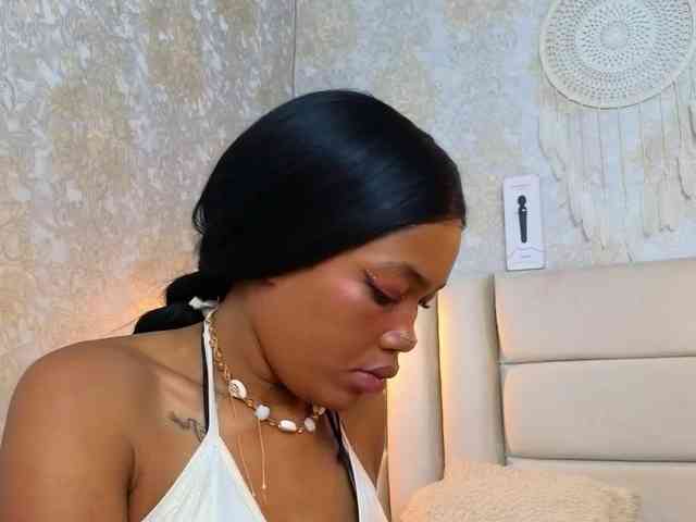 CrystalBrooke3x webcam