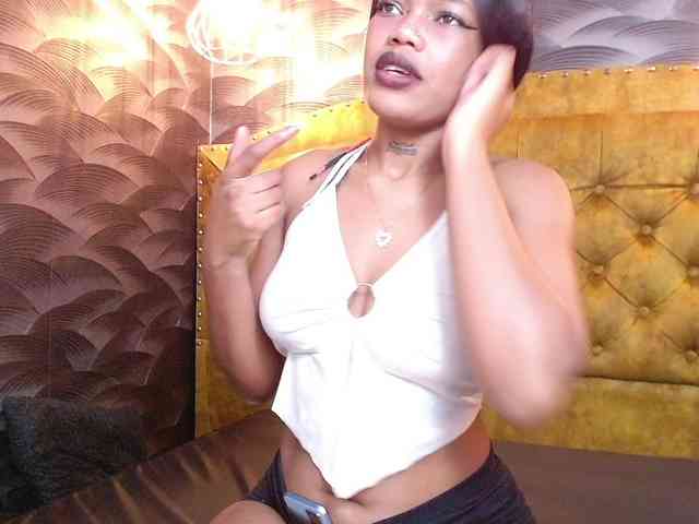 CrystalBrooke3x webcam