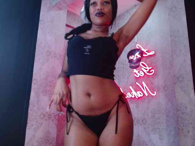 CrystalBrooke3x webcam