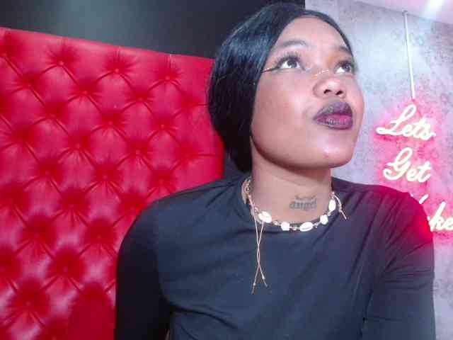 CrystalBrooke3x webcam