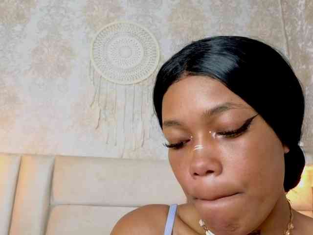 CrystalBrooke3x Live Webcam on BongaCams