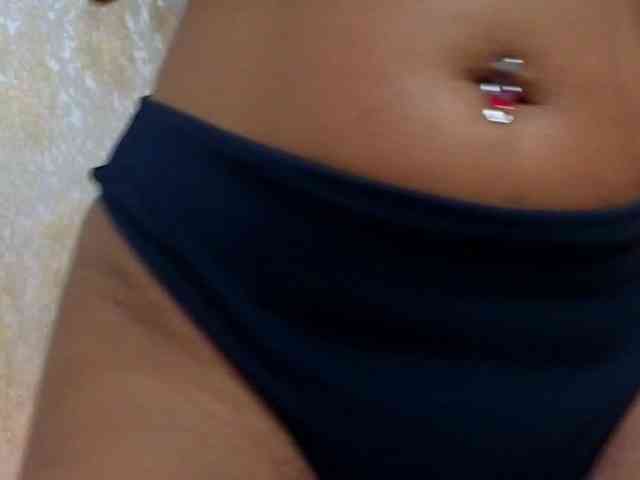 CrystalBrooke3x webcam
