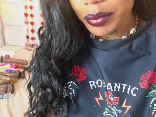 CrystalBrooke3x Live Webcam on BongaCams