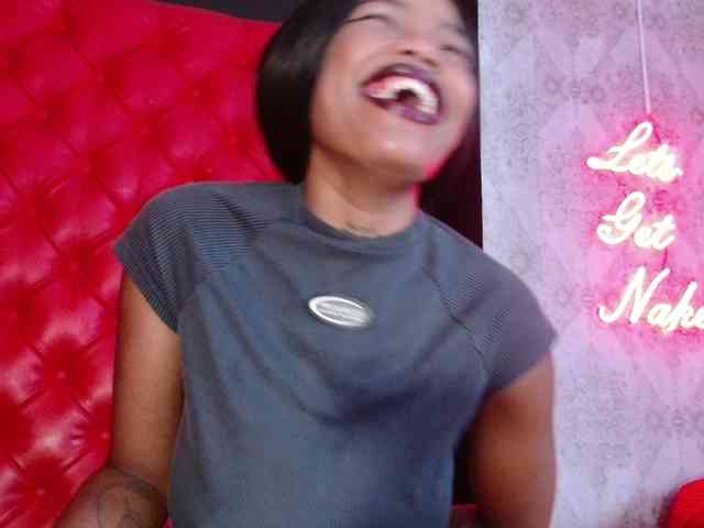 CrystalBrooke3x webcam