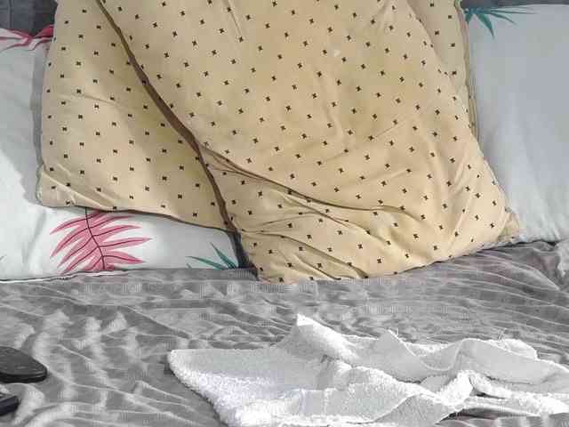 AmelieCharming webcam