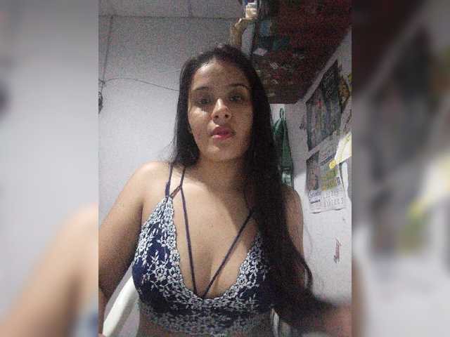 alejandra2222 — bongacams
