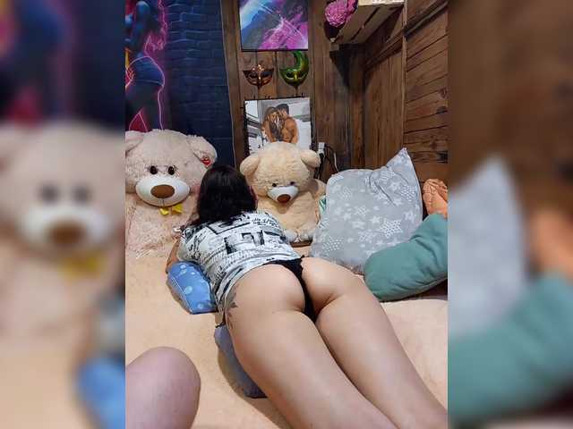 Cottoncandy1-1's BongaCams show and profile