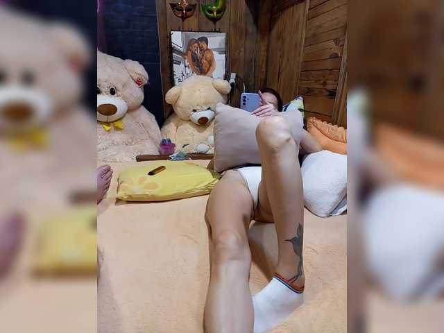 Cottoncandy1-1's BongaCams show and profile