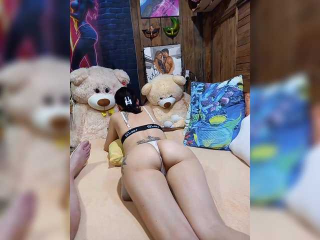 Cottoncandy1-1's BongaCams show and profile