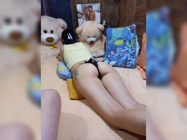 Cottoncandy1-1's BongaCams show and profile