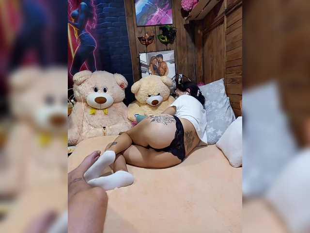 Cottoncandy1-1's BongaCams show and profile