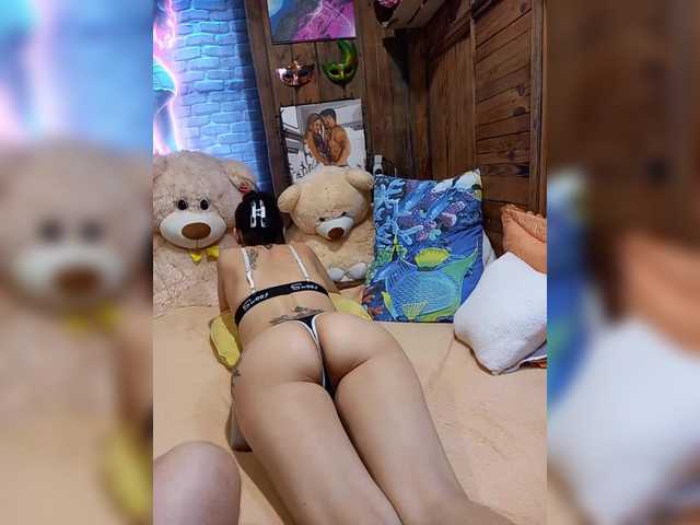 Cottoncandy1-1's BongaCams show and profile