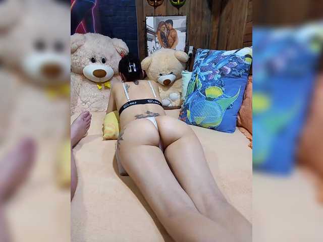 Cottoncandy1-1's BongaCams show and profile