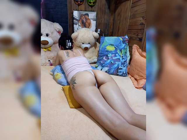 Cottoncandy1-1's BongaCams show and profile