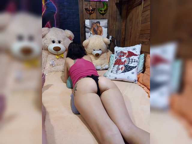 Cottoncandy1-1's BongaCams show and profile