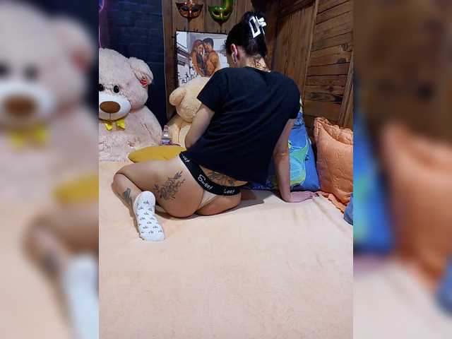 Cottoncandy1-1's BongaCams show and profile