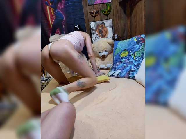 Cottoncandy1-1's BongaCams show and profile