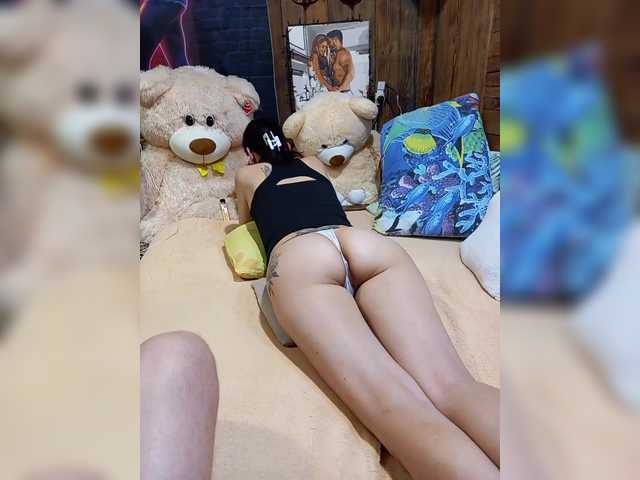 Cottoncandy1-1's BongaCams show and profile