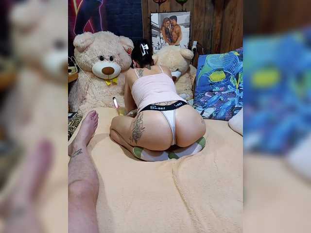 Cottoncandy1-1's BongaCams show and profile