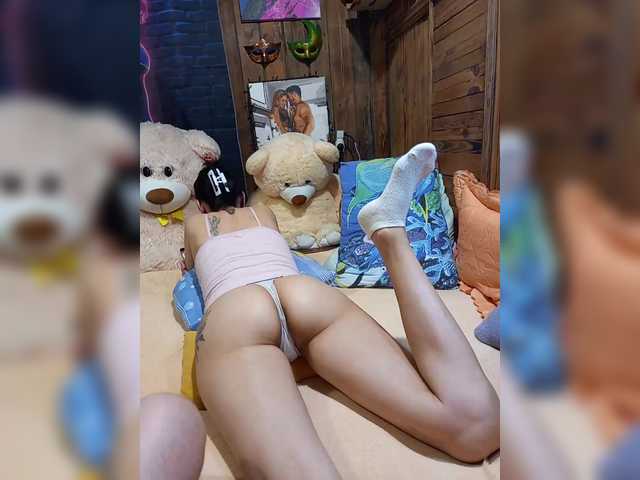 Cottoncandy1-1's BongaCams show and profile