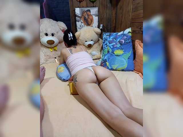 Cottoncandy1-1's BongaCams show and profile