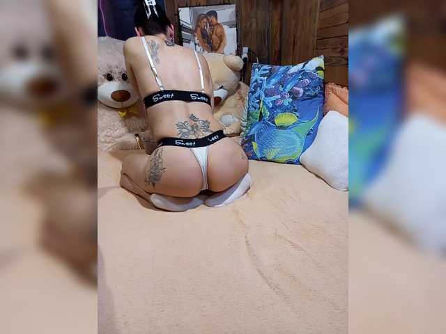 Cottoncandy1-1's BongaCams show and profile