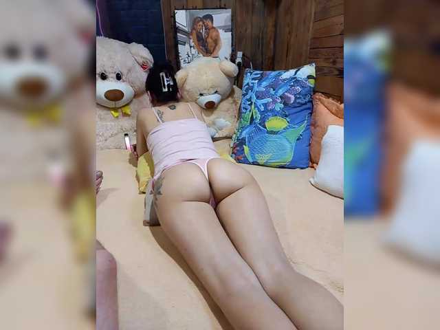 Cottoncandy1-1's BongaCams show and profile