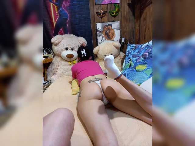 Cottoncandy1-1's BongaCams show and profile