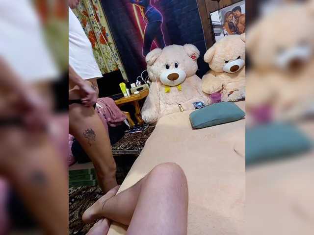 Cottoncandy1-1's BongaCams show and profile