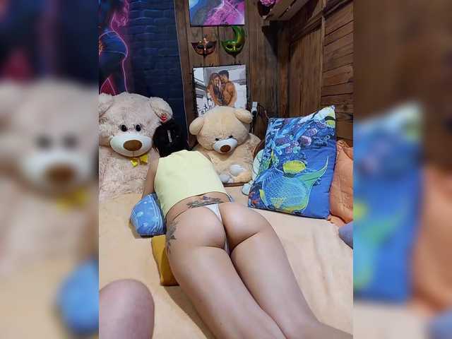 Cottoncandy1-1's BongaCams show and profile